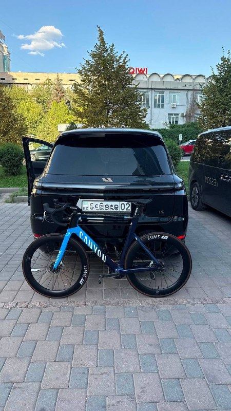 CANYON AEROAD CFR DISC MOVISTAR TEAM EDITION