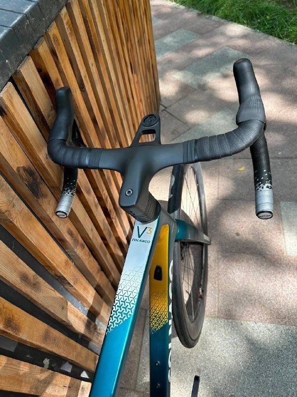 COLNAGO V3