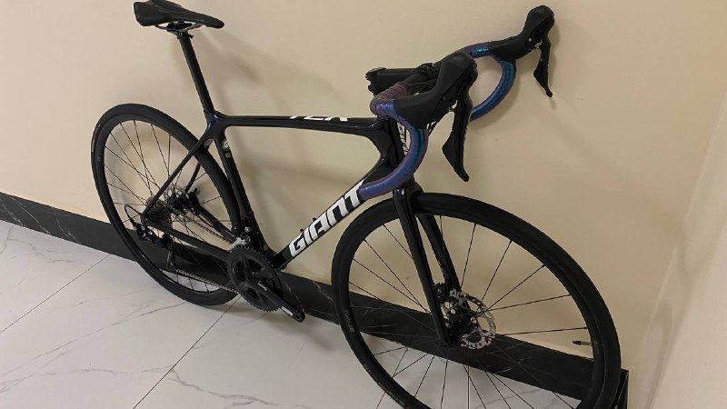 GIANT TCR ADVANCED 2