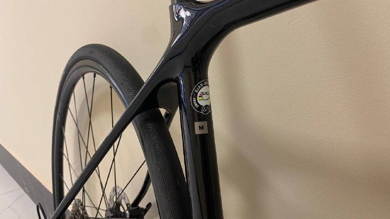 GIANT TCR ADVANCED 2