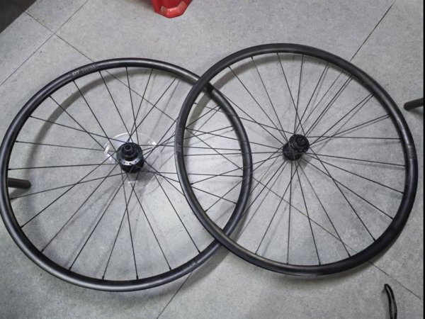DT SWISS R470